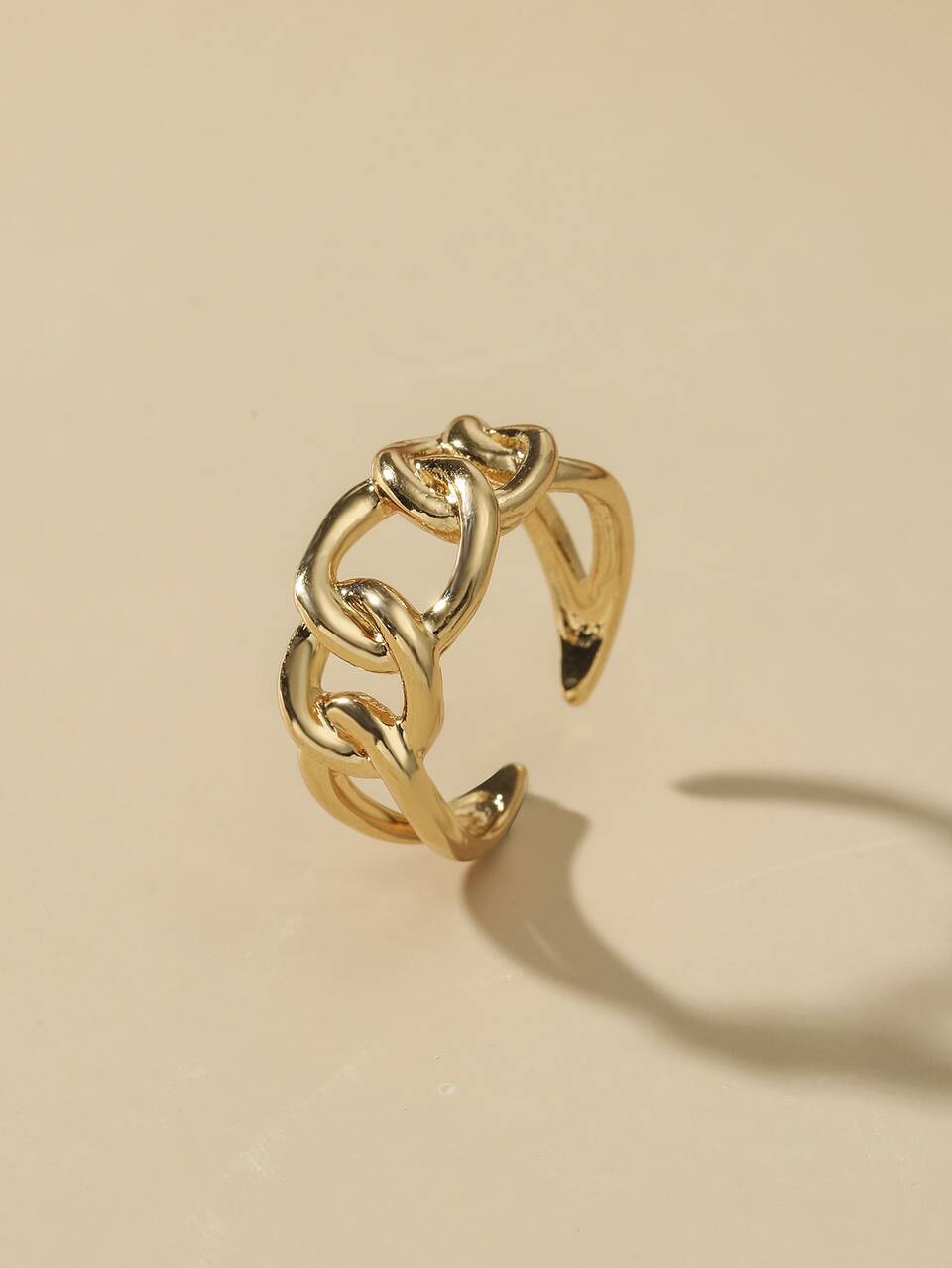 Chain Design Ring