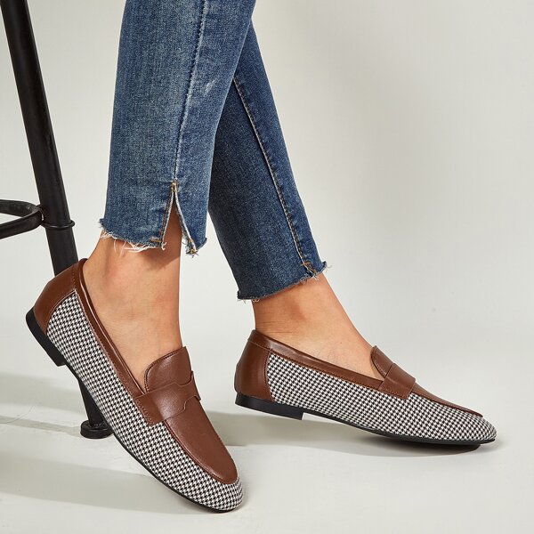 

Houndstooth Graphic Slip On Loafers, Brown