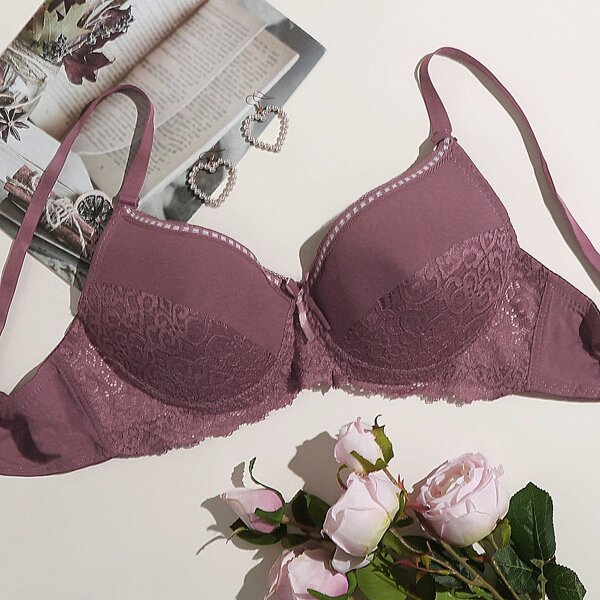 

Plus Contrast Lace Underwire Bra, Redwood