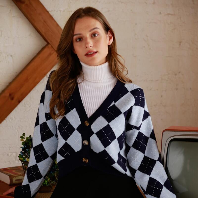 

Argyle Pattern Button Front Cardigan, Multicolor