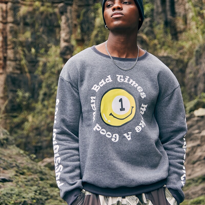 

Guys Letter Graphic Sweatshirt, Grey
