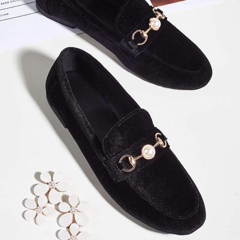 

Faux Pearl Decor Loafers, Black