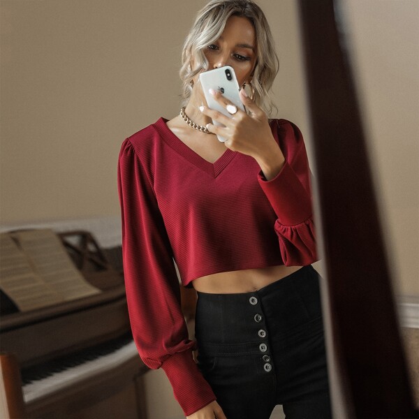 

V-neck Puff Sleeve Crop Tee, Burgundy