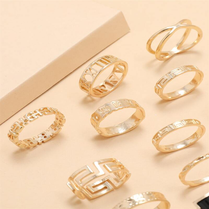 

13pcs Star Decor Hollow Ring, Gold