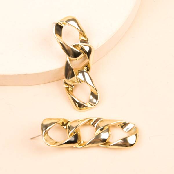 

Distorted Chain Link Earrings, Gold
