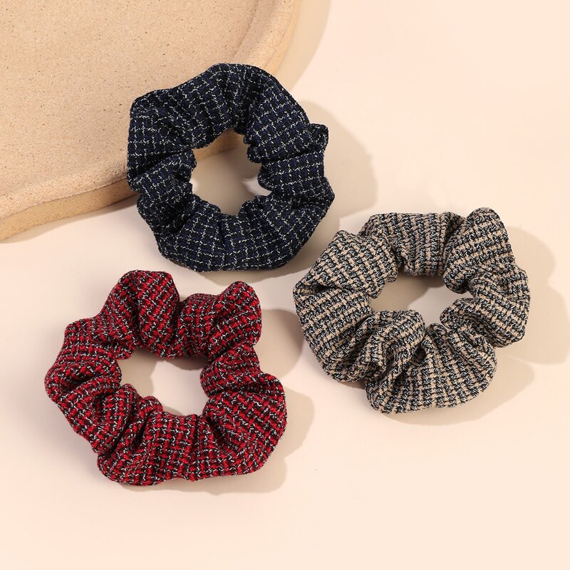 

3pcs Tweed Plaid Scrunchie, Multicolor