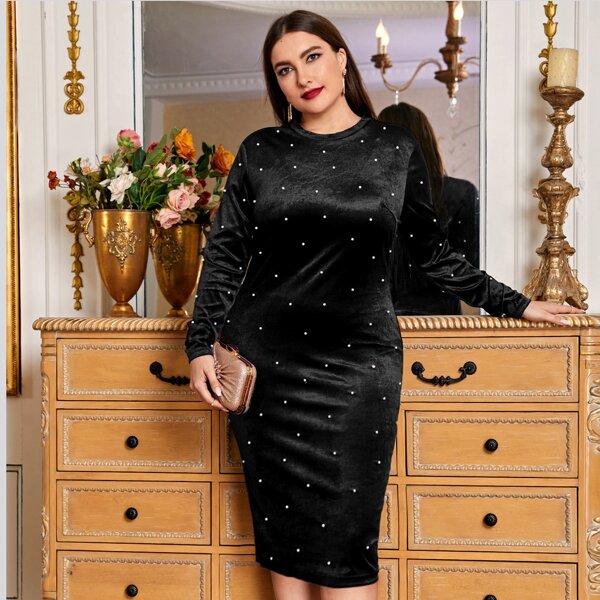 

Plus Pearl Detail Velvet Bodycon Dress, Black