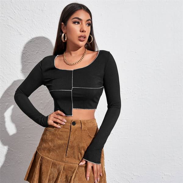 

Scoop Neck Stitch Trim Crop Tee, Black