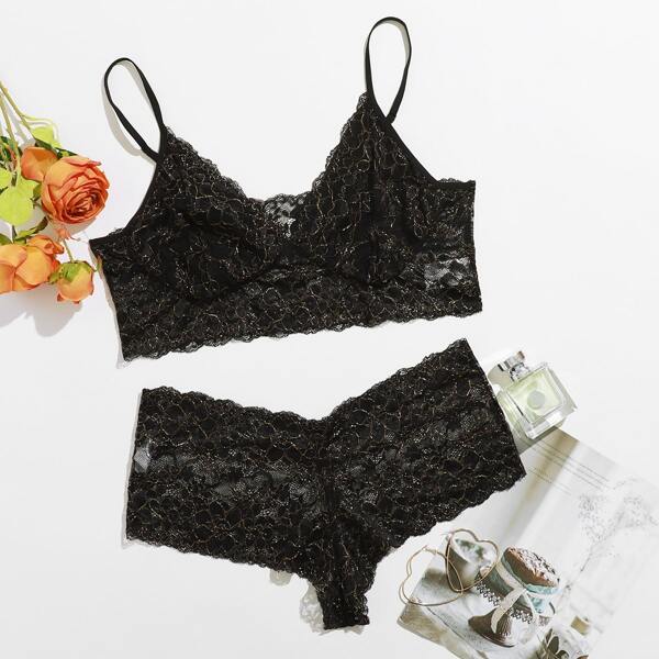 

Plus Floral Lace Lingerie Set, Black