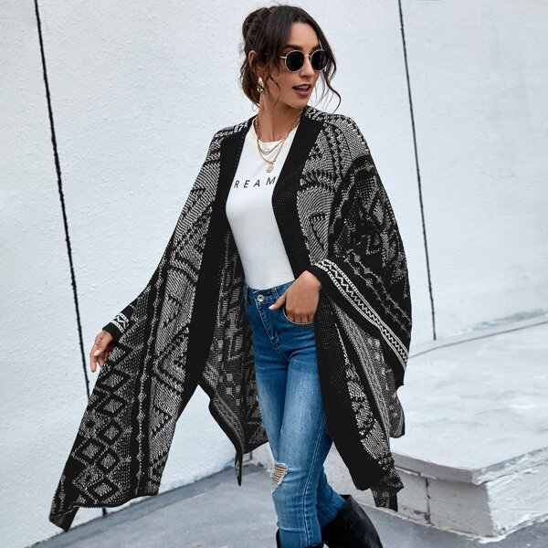 

Argyle Pattern Wrap Cape, Black