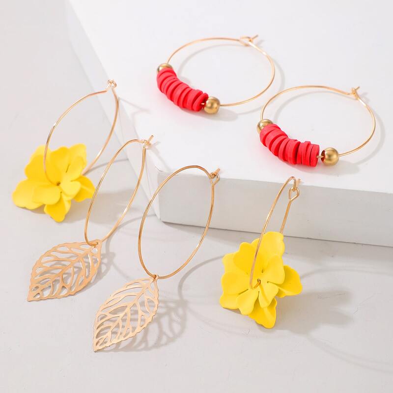 

3pairs Floral & Leaf Hoop Earrings, Multicolor