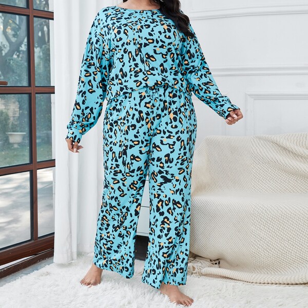 

Plus All Over Print Tee & Knot Waist Pants PJ Set, Mint blue