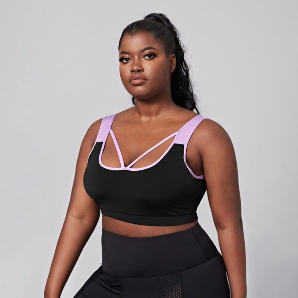 

Plus Cut Out Front Sports Bra, Black