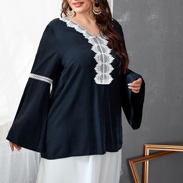 

Plus Guipure Lace Panel Blouse, Navy blue