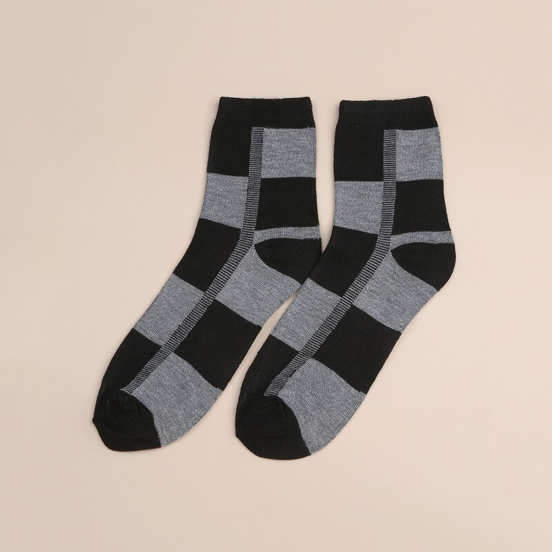 

Guys Plaid Pattern Crew Socks, Black