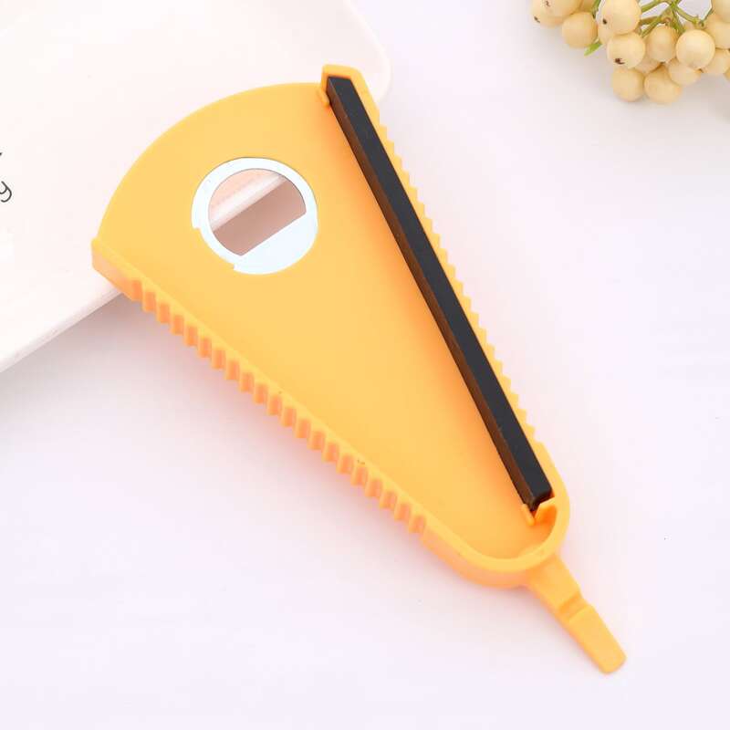 

1pc Multifunctional Bottle Opener, Yellow