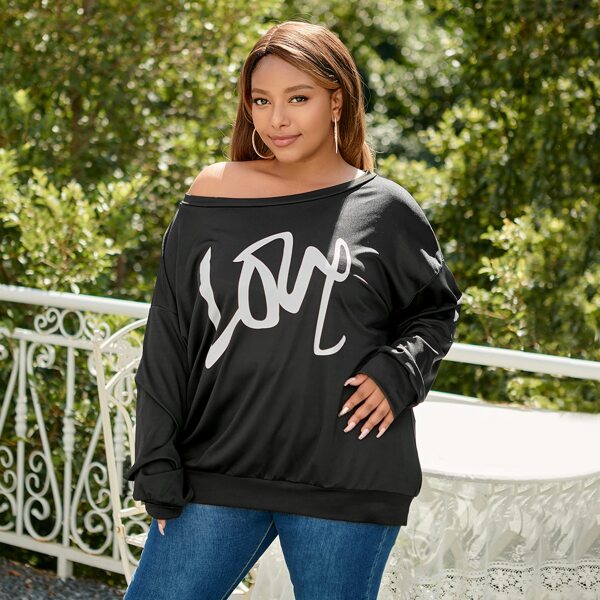 

Plus Boat Neck Letter Graphic Sweatshirt, Black