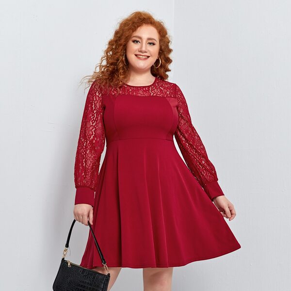 

Plus Contrast Lace Dress, Red