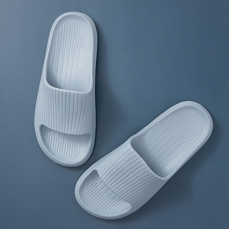 

Guys Textured Wide Fit Slippers, Dusty blue
