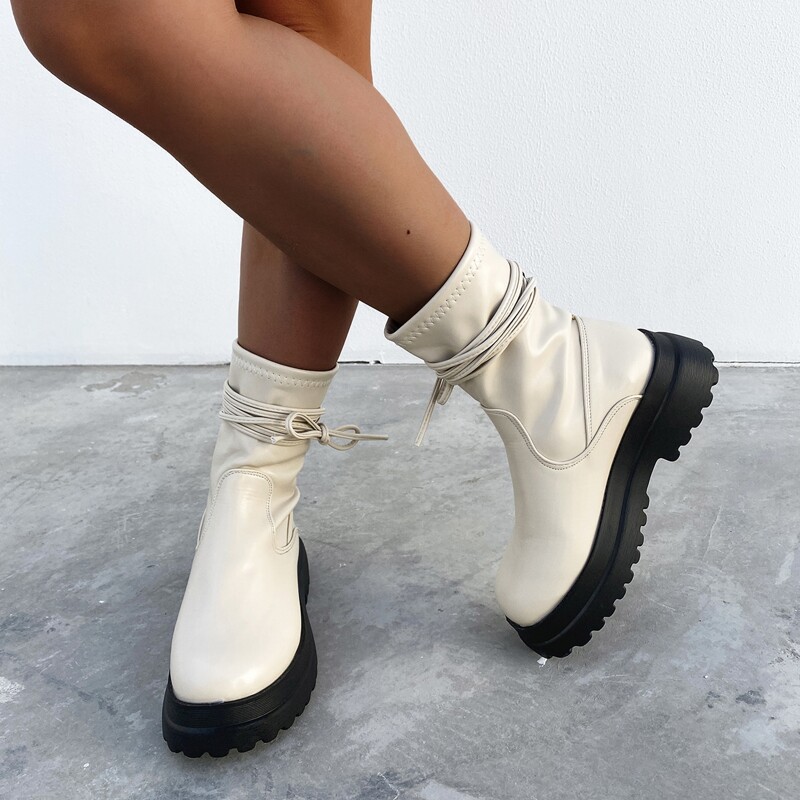 

Minimalist Tie Decor Combat Boots, White