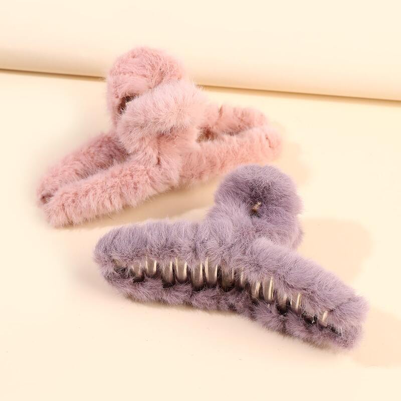 

2pcs Fluffy Hair Claw, Multicolor