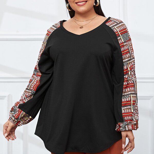 

Plus Geo Print Raglan Sleeve Tee, Black