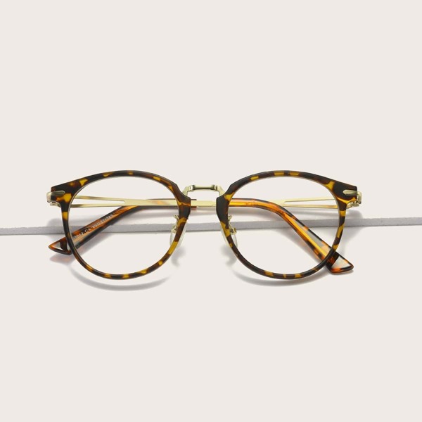 

Tortoiseshell Frame Glasses