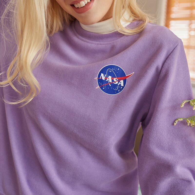 

Letter Graphic Sweatshirt, Lilac purple