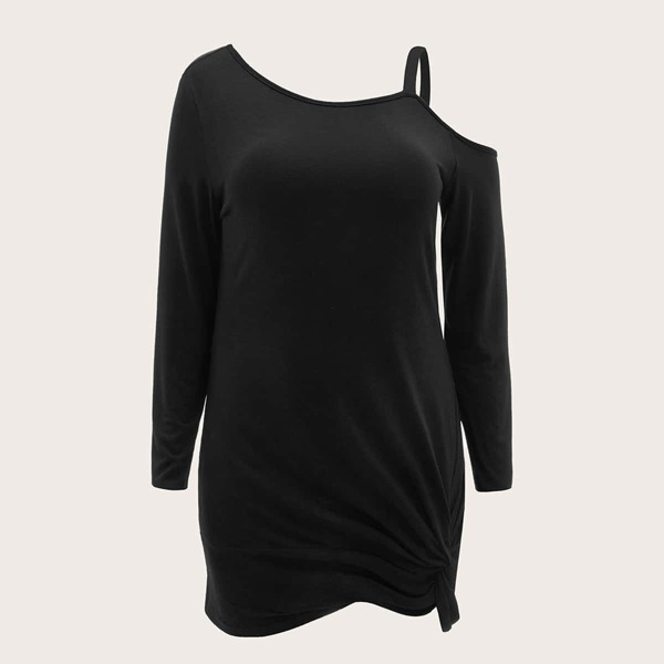 

Plus Asymmetrical Neck Twist Hem Tee, Black