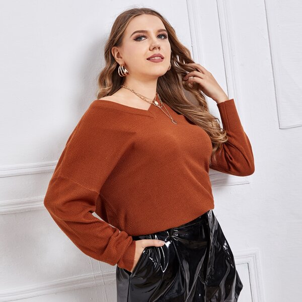 

Plus Drop Shoulder Solid Sweater, Rust brown