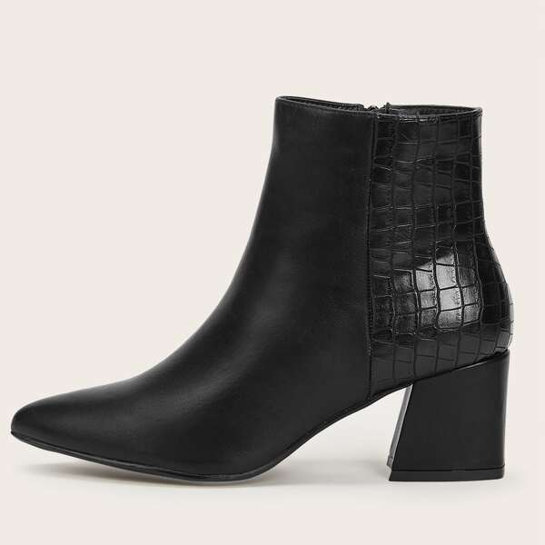 

Point Toe Side Zip Chunky Boots, Black