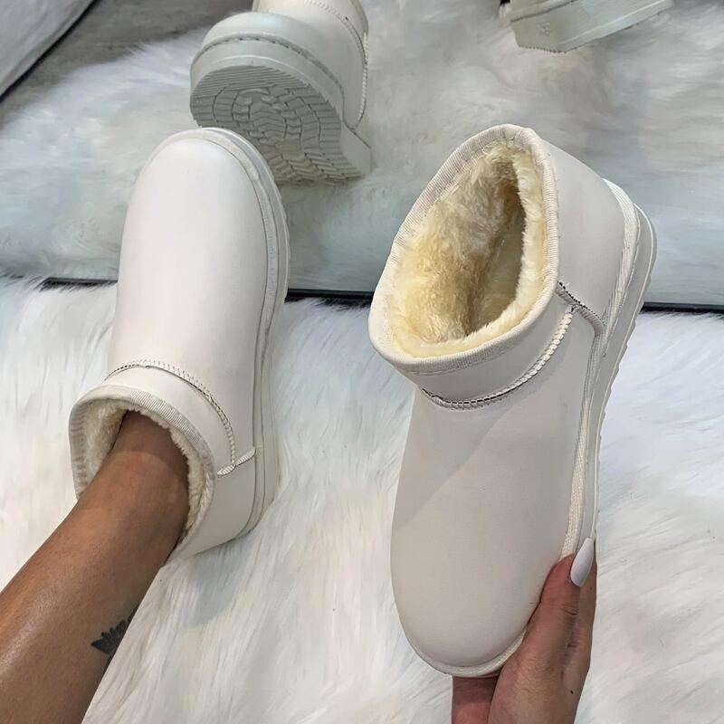 

Minimalist Plush Inside Snow Boots, Beige