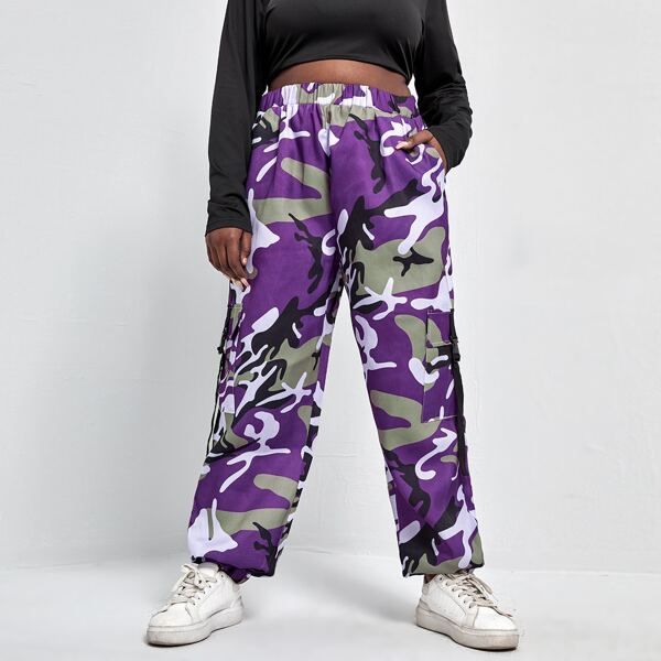 

Plus Camo Print Buckled Detail Cargo Pants, Multicolor