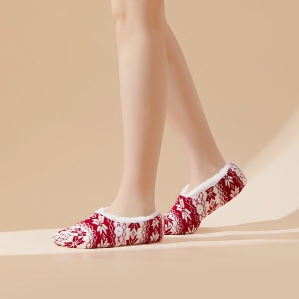 

Geo Print Warm Short Socks, Red