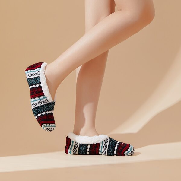 

Geo Print Warm Short Socks, Multicolor