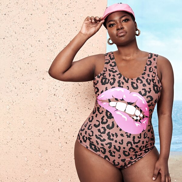 

Plus Lip & Graphic One Piece Swimsuit, Multicolor
