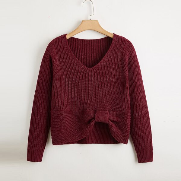

Plus V-neck Knot Hem Solid Sweater, Maroon