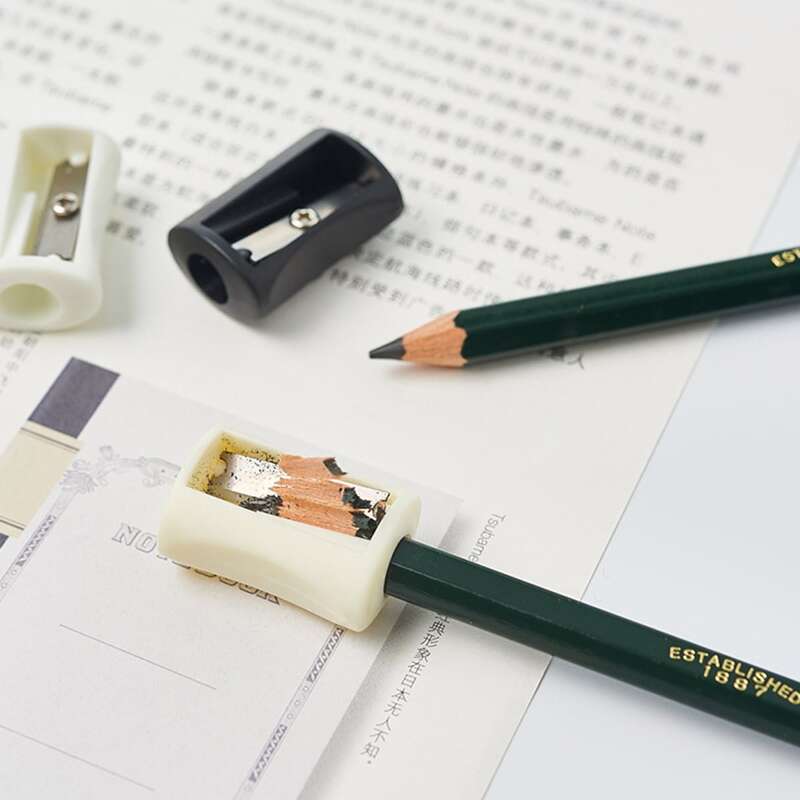 

1pc Random Color Mini Sharpener, Multicolor