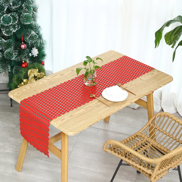 

Christmas Tree Print Table Runner, Multicolor
