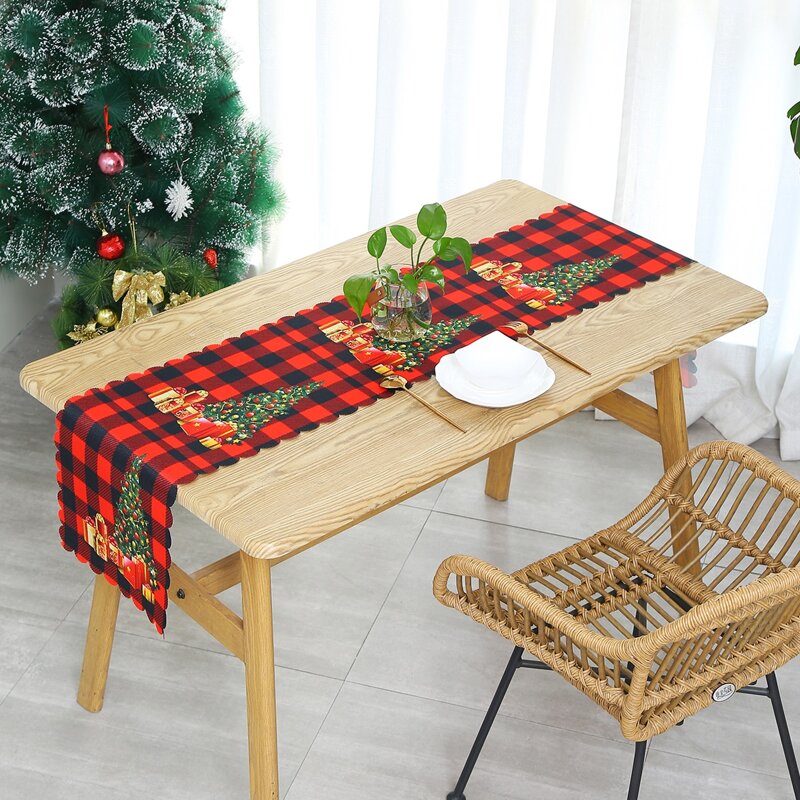 

Christmas Tree Print Table Runner, Multicolor