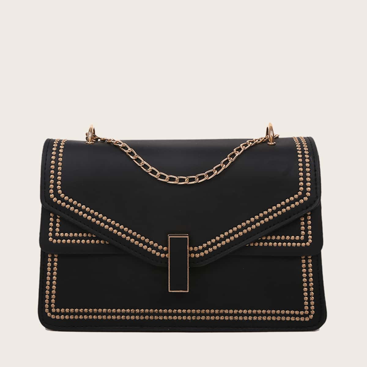 

Embroidery Edge Flap Chain Bag, Black