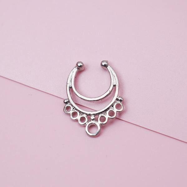

Hollow Out Nose Ring, Silver