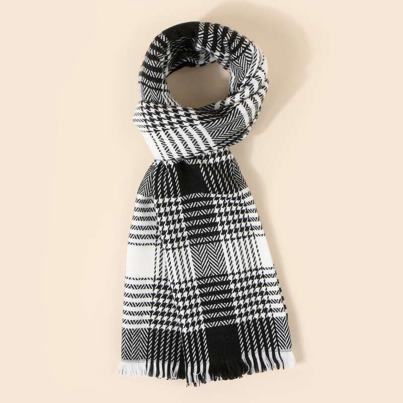 

Guys Plaid Pattern Scarf, Black and white