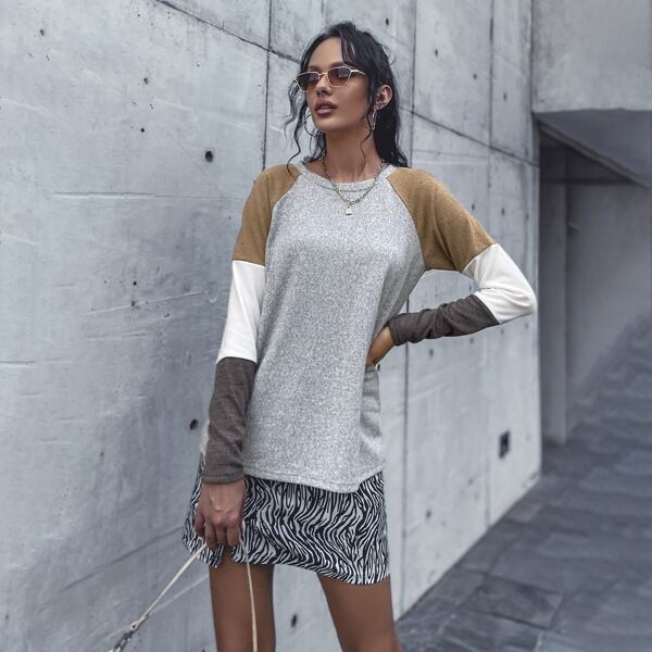 

Raglan Sleeve Color Block Tee, Multicolor