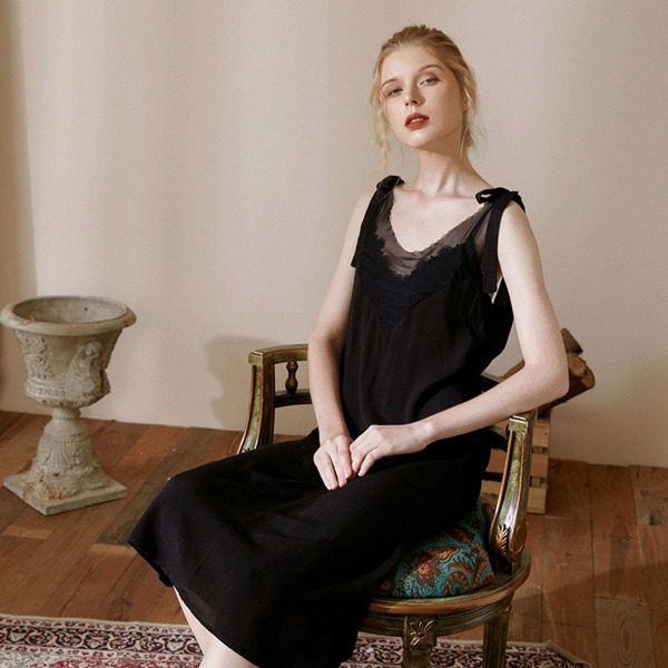

Tie Shoulder Backless Nightdress, Black