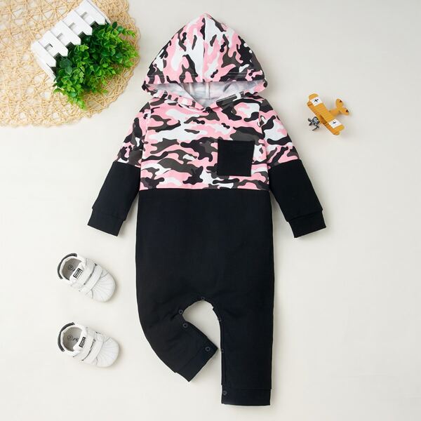 

Baby Boy Camo Panel Hooded Jumpsuit, Multicolor