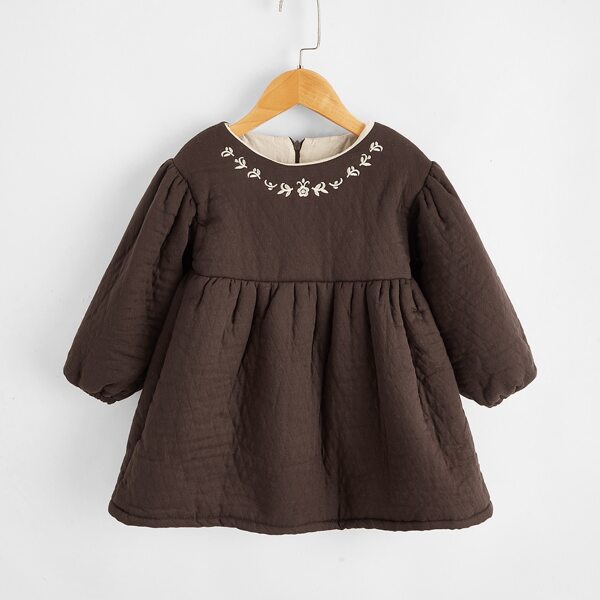 

Toddler Girls Floral Embroidery Zipper Back Smock Dress, Chocolate brown