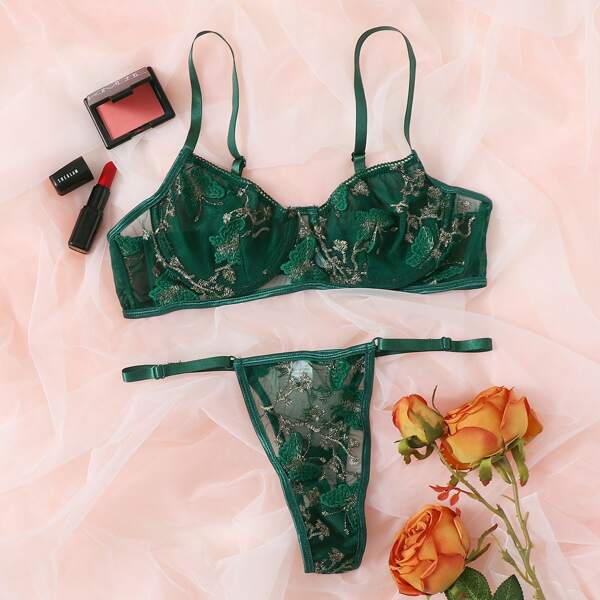 

Butterfly Embroidered Mesh Underwire Lingerie Set, Dark green