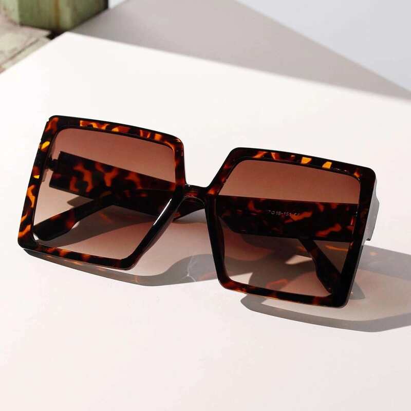 

Leopard Frame Sunglasses