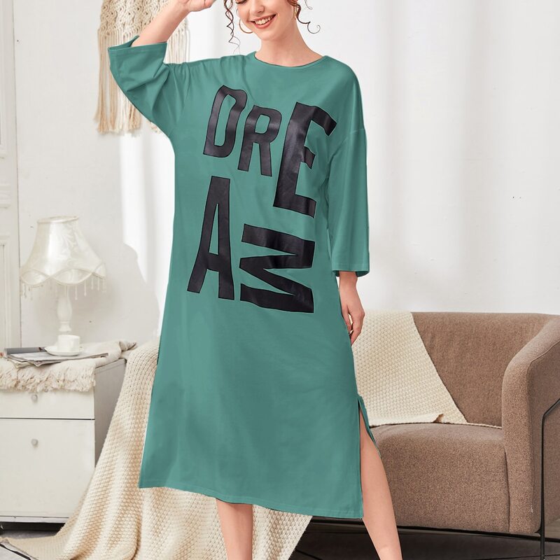 

Drop Shoulder Split Hem Letter Graphic Nightdress, Green